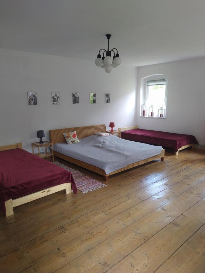 Polny Zakatek - Pokoje Goscinne Rybnica Esterno foto